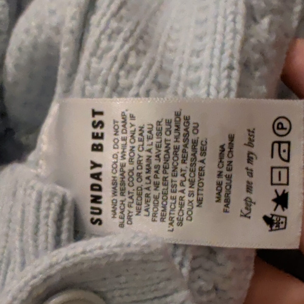 ARITZIA cooper cardigan - size small - Picture 5 of 12